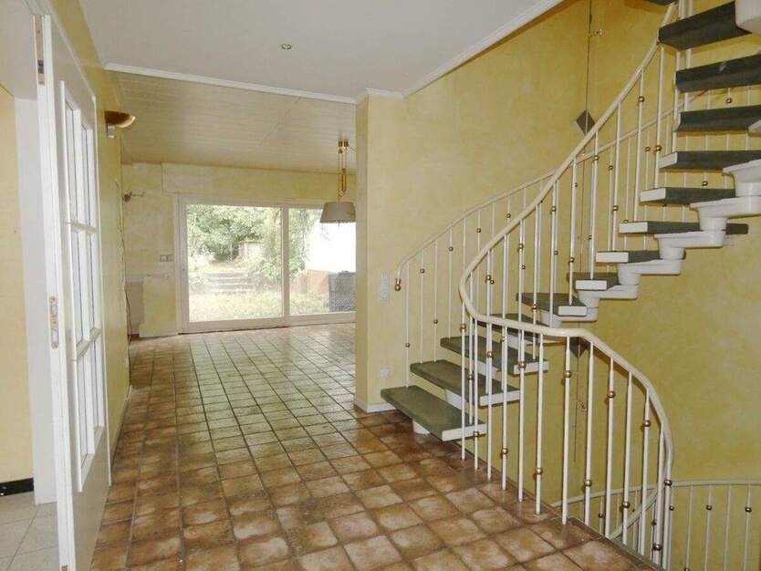 BIETERVERFAHREN - MINDESTGEBOT 550.000,- € - OPEN HOUSE am 25.10. um 15.00 UHR !!! 5 zimmer