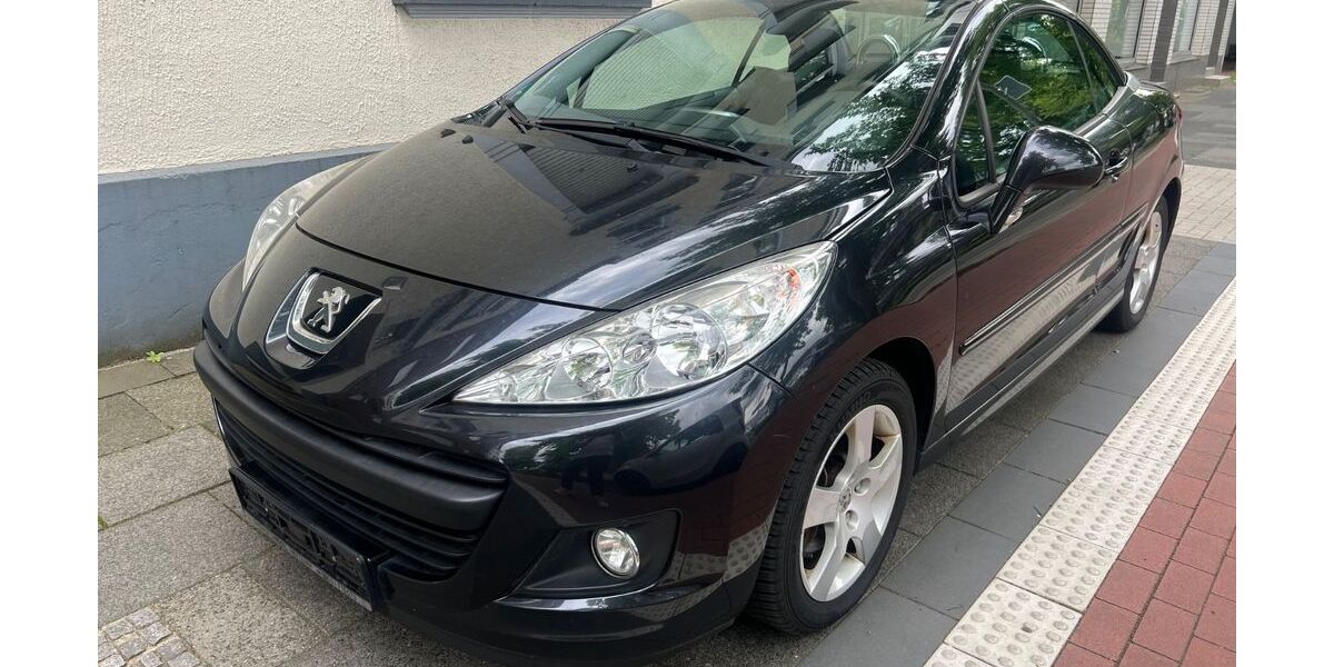 Peugeot 207 176.000 km 1.900 &euro; Duisburg 47269