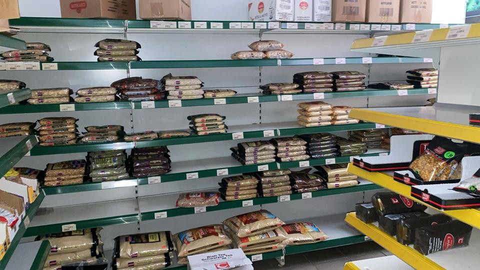 Obst & Gemüseladen mit Inventar zimmer