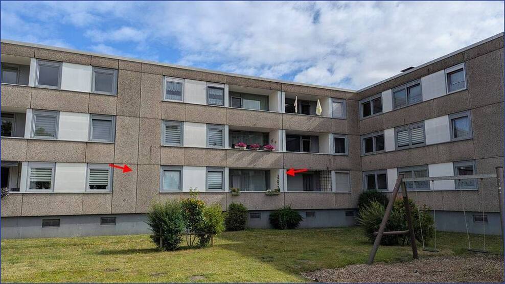 Schöne VierraumWohnung mit Balkon und Pkw-Stellplatz in beliebter Lage