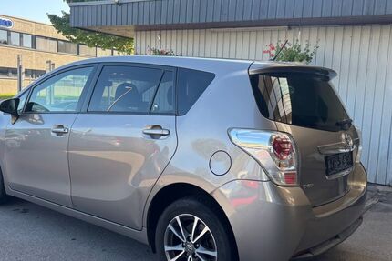 Toyota Verso 177.000 km 4.750 &euro; Essen 45356