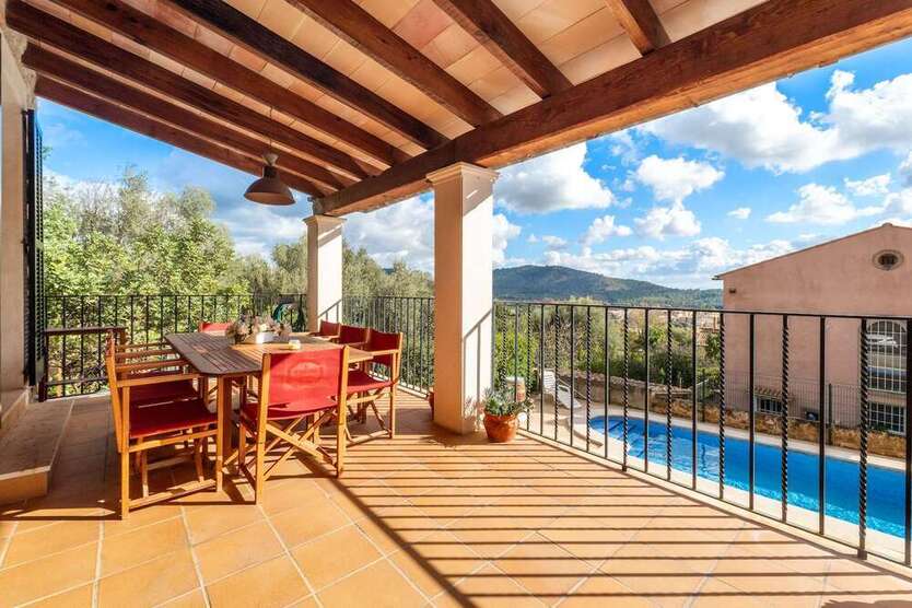 Haus zum Kaufen in Alaró 1.250.000 € 271 m²