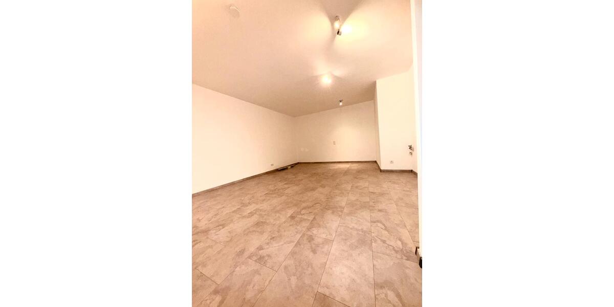 Erdgeschoßwohnung Essen Stadtbezirk IX - 1.5 Zimmer, 33 m&sup2;, 500&euro; | Angebot:26408145