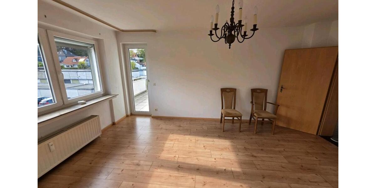 Moderne 2-Zimmer-Wohnung mit Balkon + Küche im Herzen von Dönberg 2.5 zimmer
