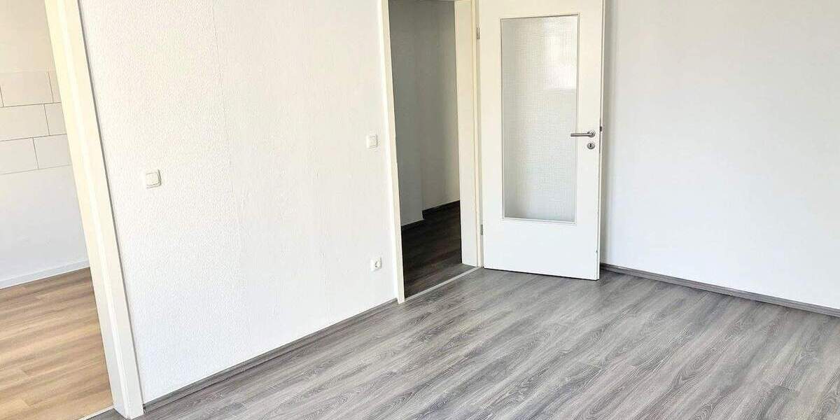 Etagenwohnung Duisburg Mittelmeiderich - 2 Zimmer, 59 m&sup2;, 449&euro; | Angebot:25535952
