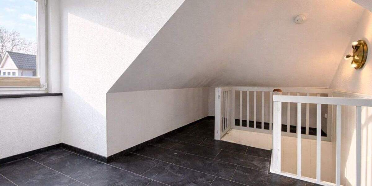 Reihenendhaus Gelsenkirchen Bismarck - 6 Zimmer, 200 m&sup2;, 249.000&euro; | Angebot:25427582