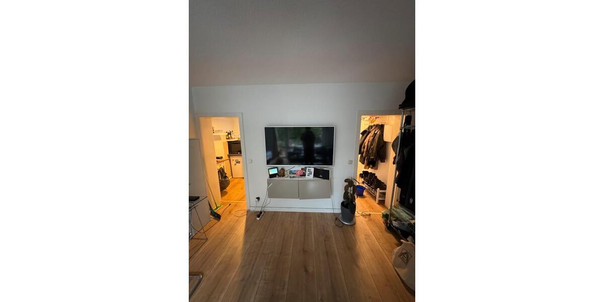 Erdgeschoßwohnung Essen Stadtbezirk II - 1 Zimmer, 38 m&sup2;, 700&euro; | Angebot:25238967