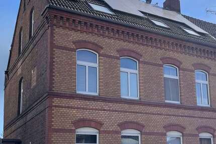 Haus zum Kaufen in Mülheim an der Ruhr 675.000 € 200 m² 7 zimmer