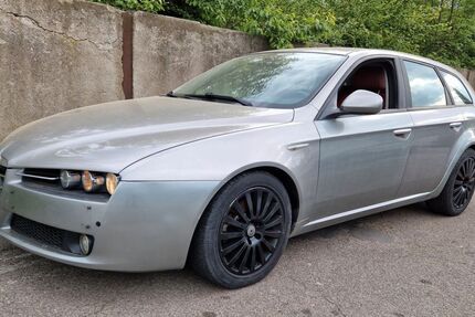 Alfa Romeo 159 181.500 km 1.990 € Bottrop 46238