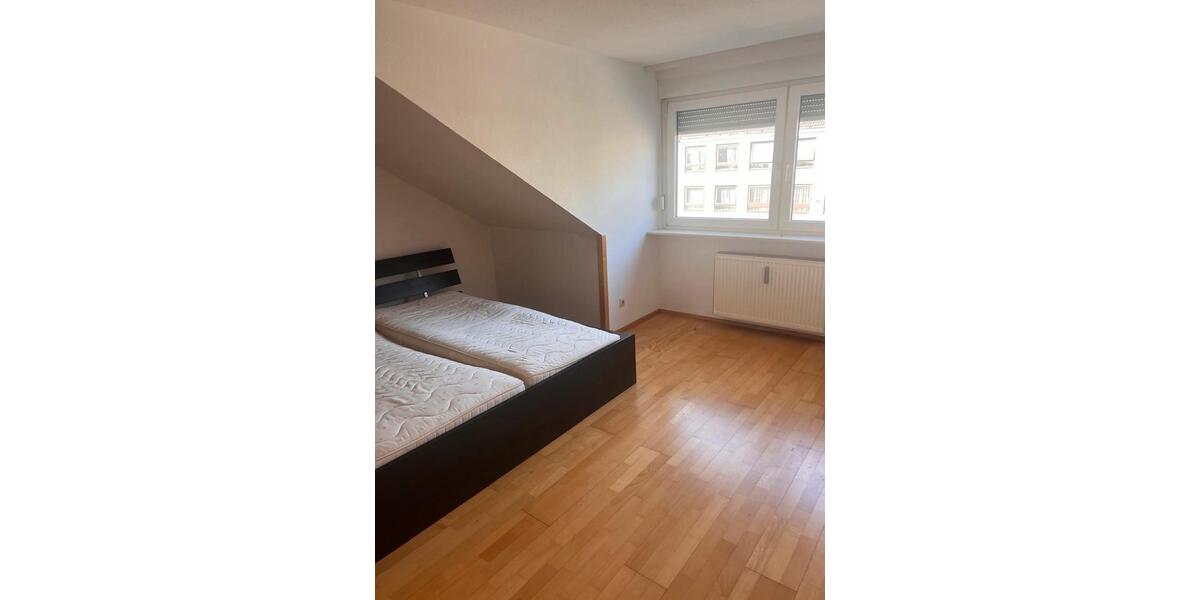 Dachgeschoßwohnung Wuppertal Elberfeld - 1 Zimmer, 65 m&sup2;, 800&euro; | Angebot:26103002