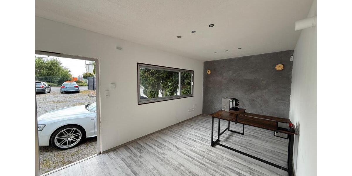 Gewerbe-Teilfläche ca. 350 m² an Hauptstraße zimmer
