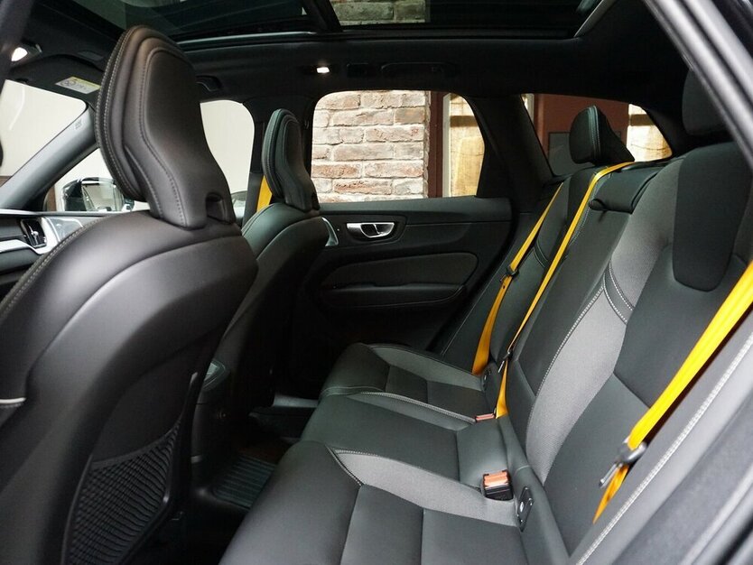 XC60 T8 Polestar B&W Pano 360° Leder HuD 22´