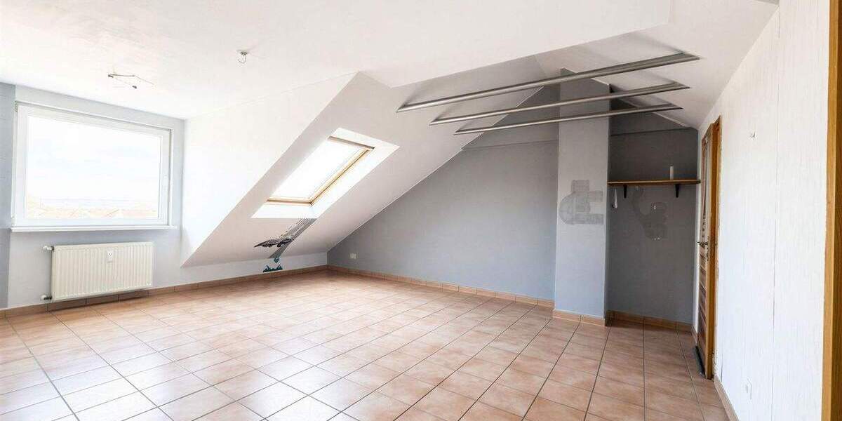 Etagenwohnung Wuppertal Langerfeld - 5 Zimmer, 132 m&sup2;, 289.000&euro; | Angebot:25401705