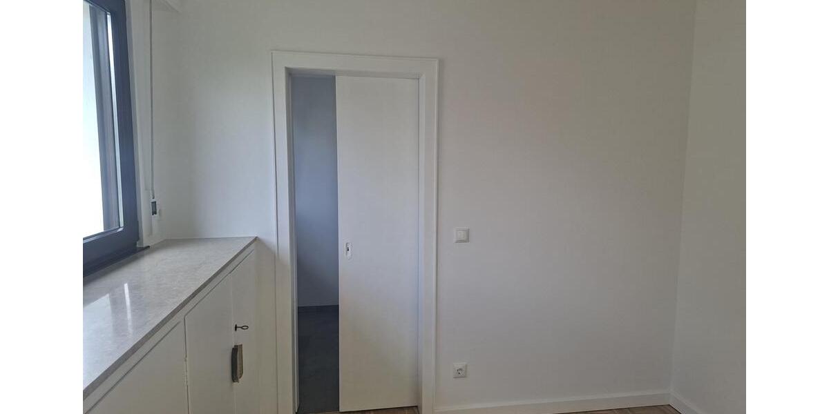Hochparterre Mülheim an der Ruhr Broich - 3.5 Zimmer, 83 m&sup2;, 1.038&euro; | Angebot:26227549