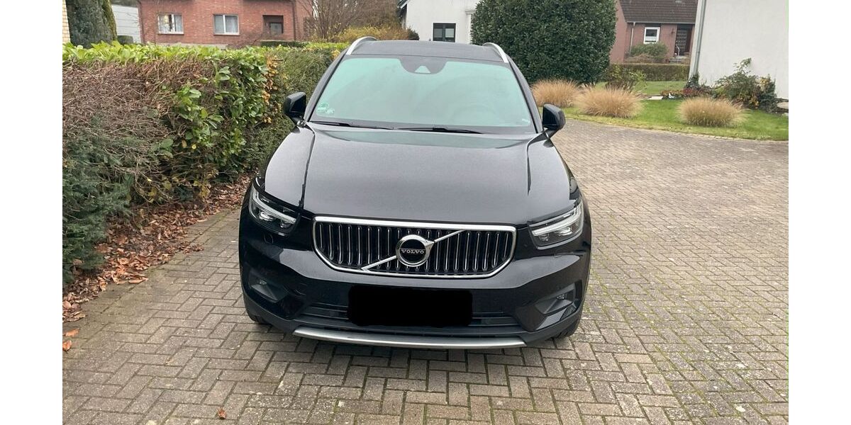 Volvo XC40 76.000 km 28.950 &euro; Voerde (Niederrhein) 46562