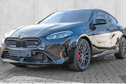 BMW M235
