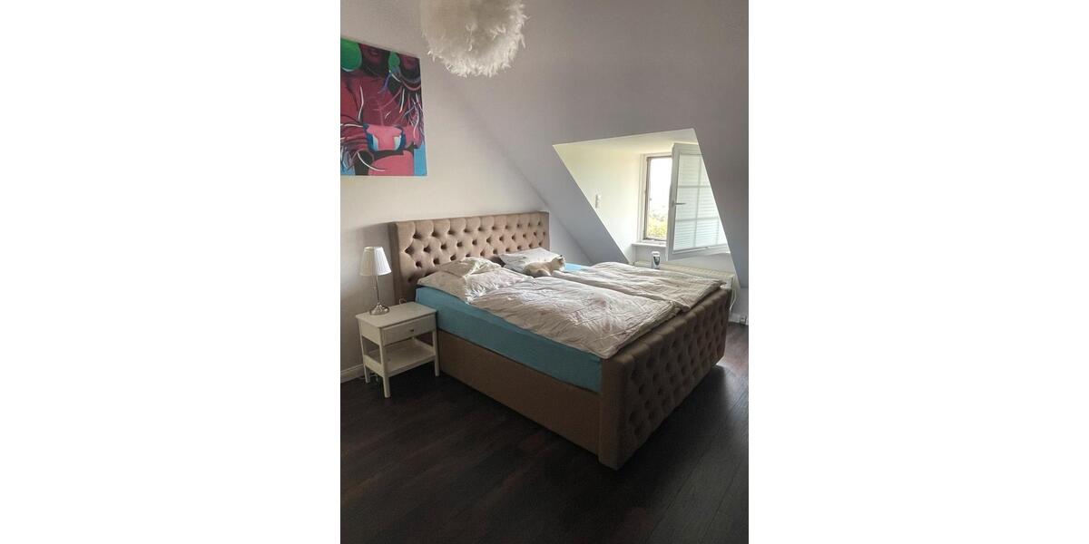 Traumhafte Eigentumswohnung im Stile einer Doppelhaushälfte 2.5 zimmer