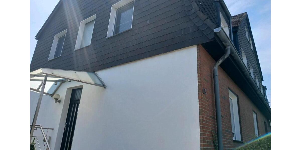 Doppelhaushälfte mit 7.400qm Grundstück in mülheim an der 12 zimmer