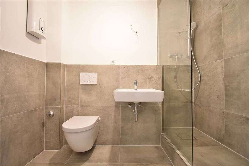 Wohnung zum Kaufen in Düsseldorf 149.000 € 28.03 m²