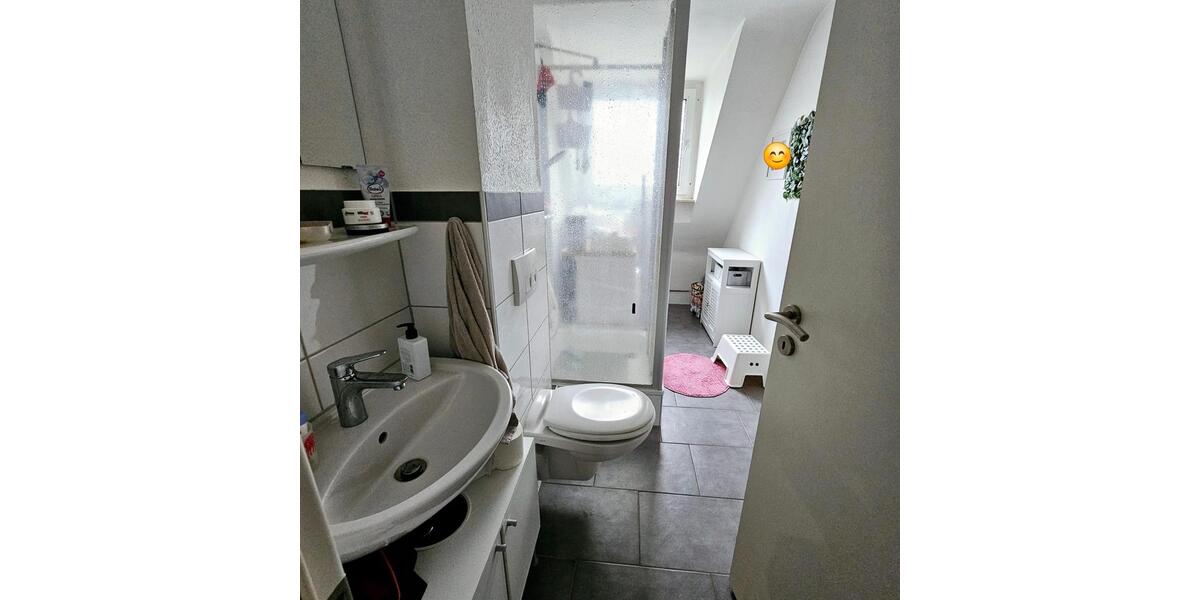 Dachgeschoßwohnung Essen Stadtbezirk II - 3 Zimmer, 65 m&sup2;, 920&euro; | Angebot:26312977