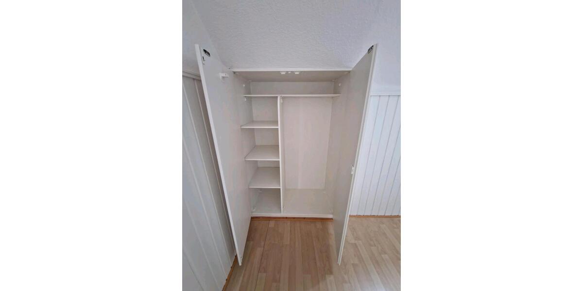 Dachgeschoßwohnung Essen Stadtbezirk IV - 2 Zimmer, 40 m&sup2;, 370&euro; | Angebot:25538414