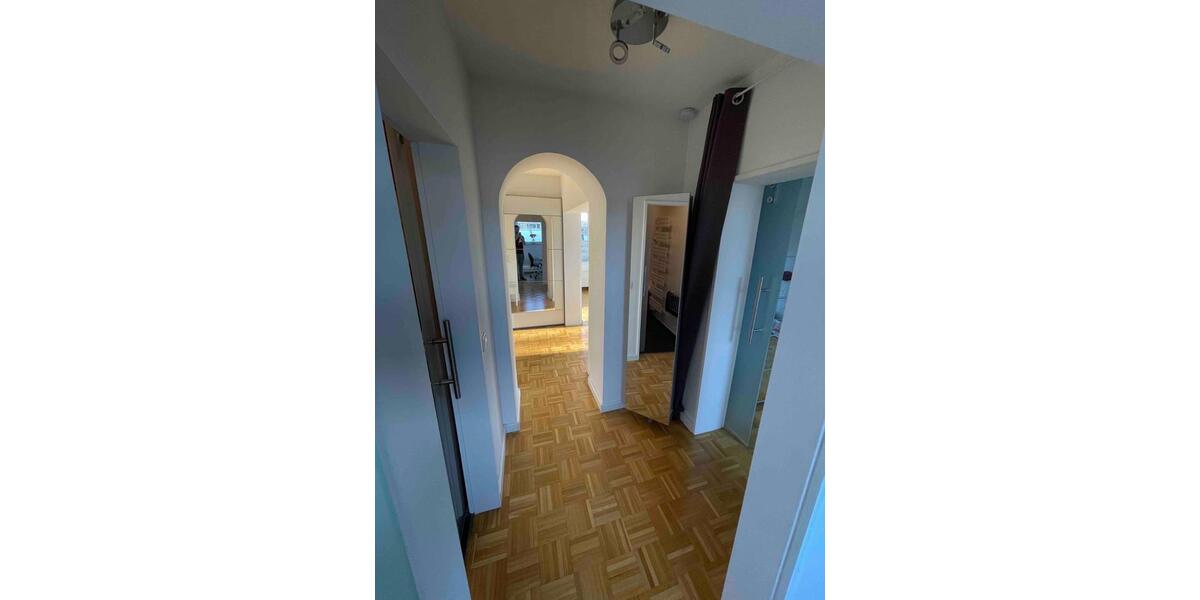 Dachgeschoßwohnung Mülheim an der Ruhr Broich - 3.5 Zimmer, 70 m&sup2;, 216.000&euro; | Angebot:27083468