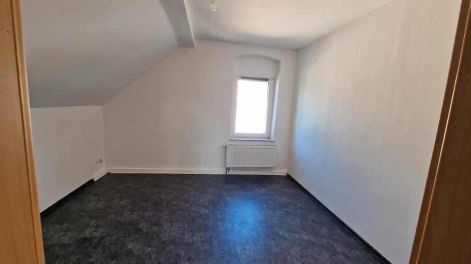 Dachgeschoßwohnung Recklinghausen Grullbad - 4 Zimmer, 100 m&sup2;, 850&euro; | Angebot:26312932