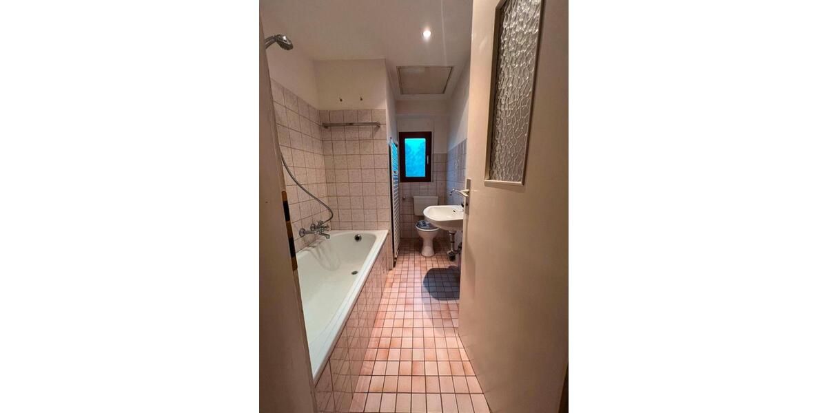 Geräumige 2-Zimmer-Wohnung mit Parkblick im 2. Obergeschoss 2 zimmer