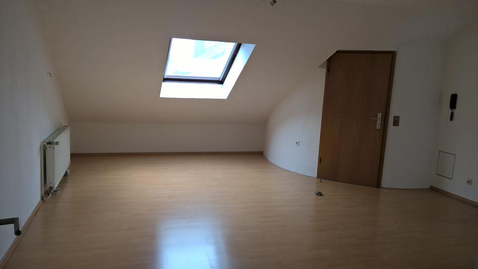 Dachgeschoßwohnung Gelsenkirchen Buer - 3.5 Zimmer, 75 m&sup2;, 650&euro; | Angebot:26396503
