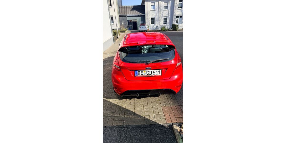 Ford Fiesta 230.000 km 2.500 &euro; Datteln 45711