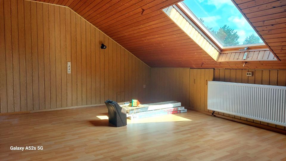 Schönes Häuschen, schöner Garten, gerne auf einen Käufer warten! 7 zimmer