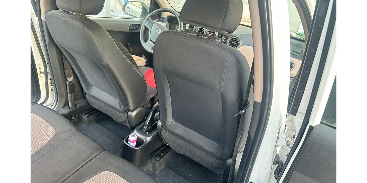 Hyundai i10 65.000 km 4.500 € Essen 45121