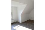 Dachgeschoßwohnung Mülheim an der Ruhr - 2.5 Zimmer, 57 m&sup2;, 671&euro; | Angebot:25304417