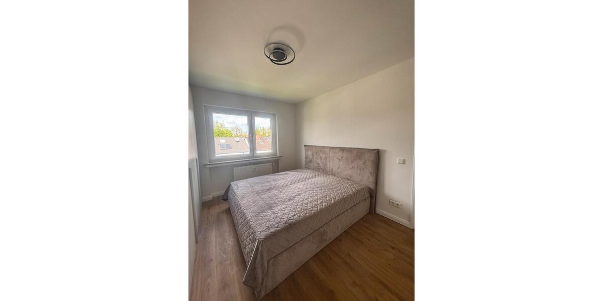Etagenwohnung Ratingen Lintorf - 3 Zimmer, 76 m&sup2;, 1.550&euro; | Angebot:26216258