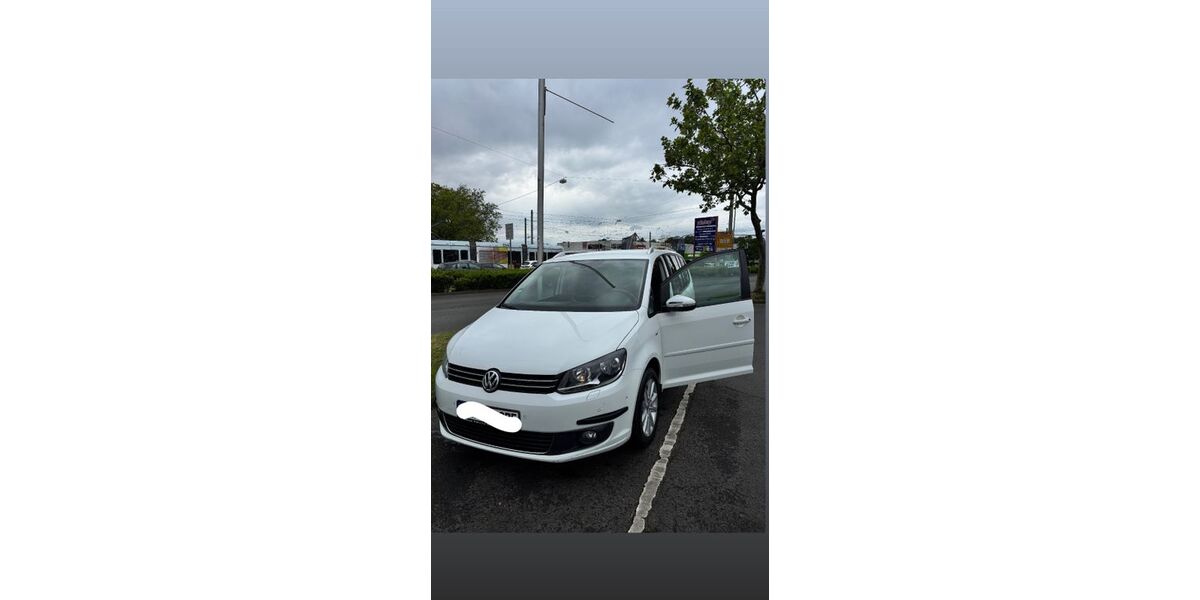 VW Touran 207.000 km 9.500 &euro; Herne 44627