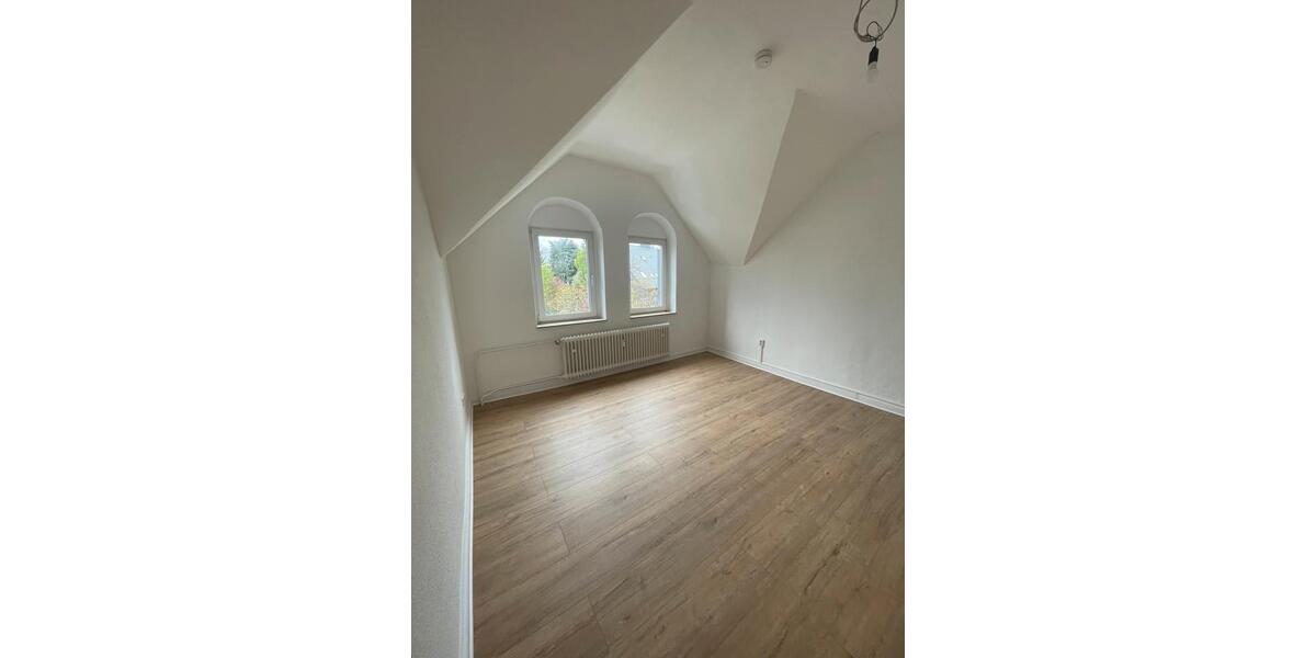 Dachgeschoßwohnung Bochum Bochum-Südwest - 2 Zimmer, 49 m&sup2;, 545&euro; | Angebot:25484266