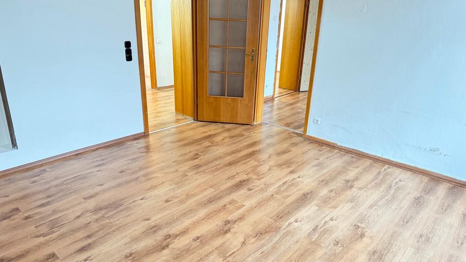 Etagenwohnung Duisburg Duisburg-Mitte - 2 Zimmer, 55 m&sup2;, 889&euro; | Angebot:25611920