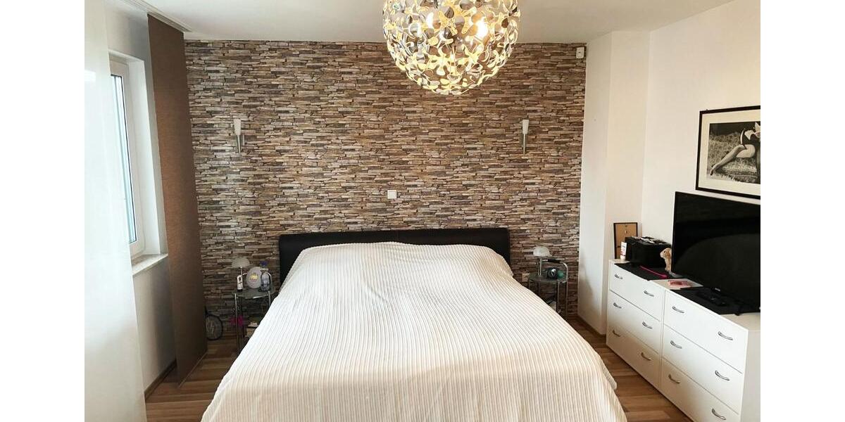 Doppelhaushälfte Essen Stadtbezirk V - 5 Zimmer, 133 m&sup2;, 2.150&euro; | Angebot:25422427