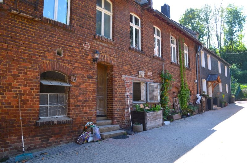 Ferien - nein, wohnen auf dem Ponyhof! 2.5 zimmer