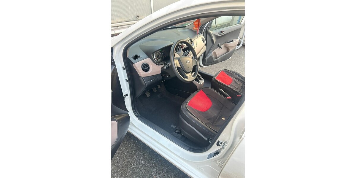 Hyundai i10 65.000 km 4.500 € Essen 45121
