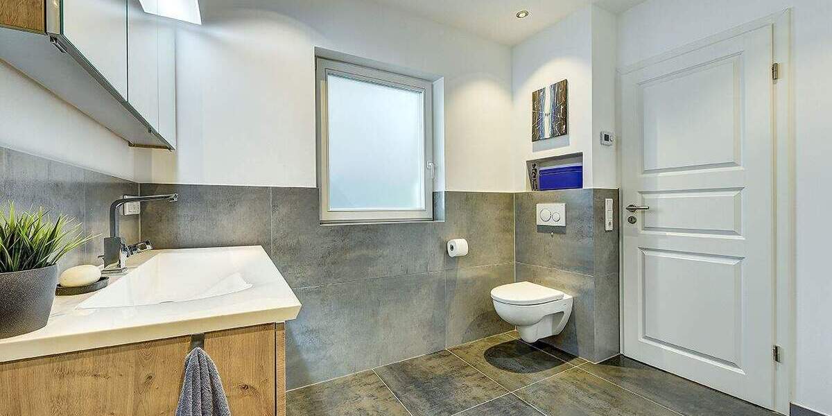 Außergewöhnlich Wohnen und Arbeiten im Herzen der Mettmanner Oberstadt 9 zimmer