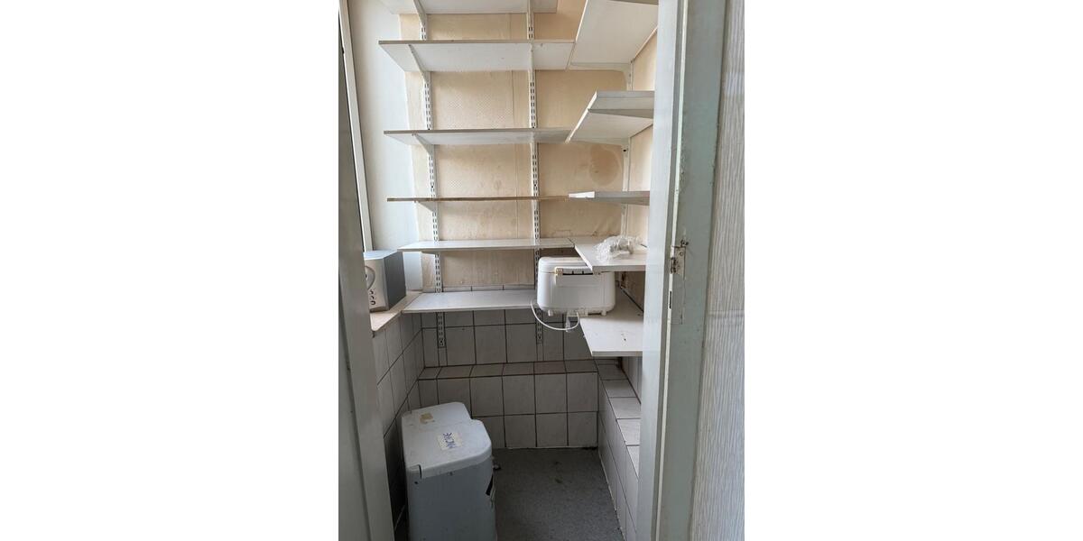 DG Wohnung 78 m2 ab sofort 3 zimmer