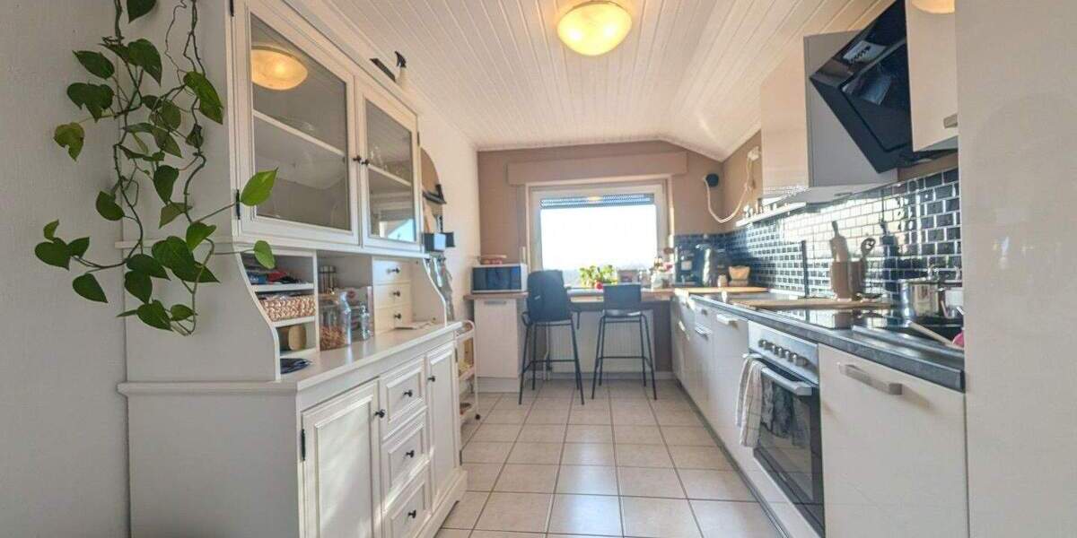 Etagenwohnung Voerde - 2 Zimmer, 64 m&sup2;, 145.000&euro; | Angebot:24485182