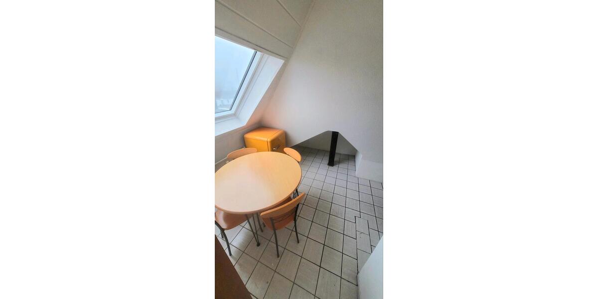 Dachgeschoßwohnung Oberhausen Alstaden - 1 Zimmer, 40 m&sup2;, 440&euro; | Angebot:26147734