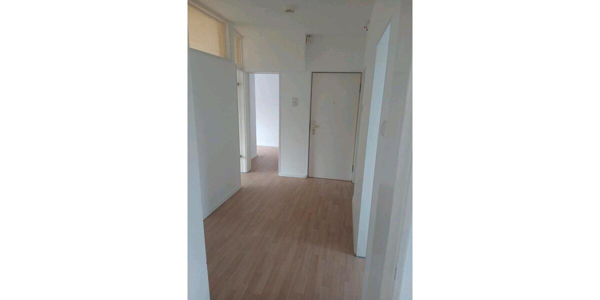 Etagenwohnung Gelsenkirchen Gelsenkirchen-Mitte - 3 Zimmer, 81 m&sup2;, 550&euro; | Angebot:26335328