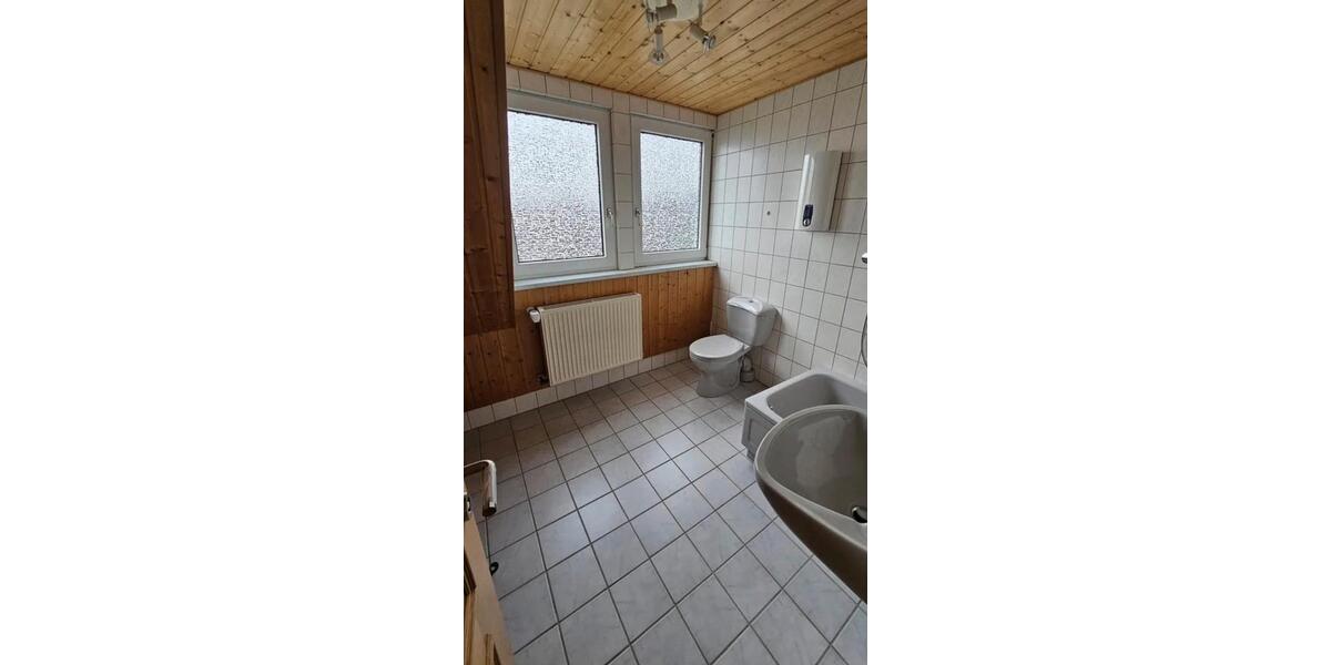 Dachgeschoßwohnung Herne Wanne-Bickern - 4.5 Zimmer, 107 m&sup2;, 950&euro; | Angebot:25304459