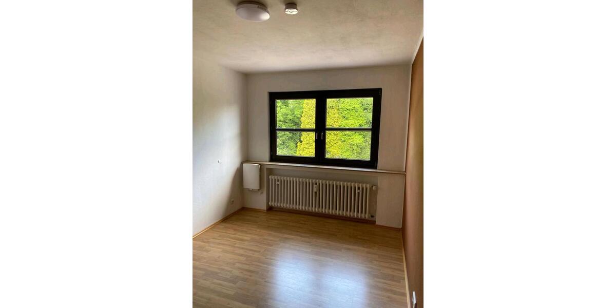 2,5-Zimmer-Wohnung EinbaukücheBalkon 2.5 zimmer