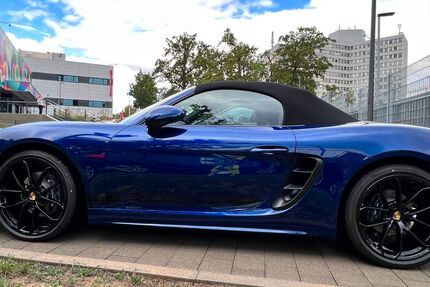 Porsche Boxster 17.800 km 72.701 &euro; Essen 45359