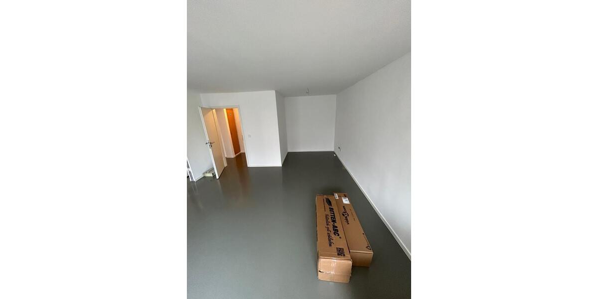 Gewerbefläche im Erdgeschoss – für Büro, Kleingewerbe, Praxis zimmer