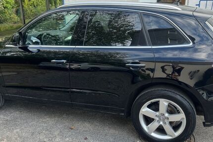 Audi Q5 108.000 km 19.850 € Velbert 42549
